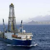 Podcast A Hole in the Bottom of the Sea